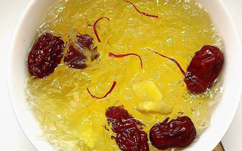Tổ yến hoa nghệ tây